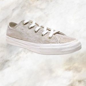 CONVERSE CTAS Low Tops Girls Size 3 YOUTH
